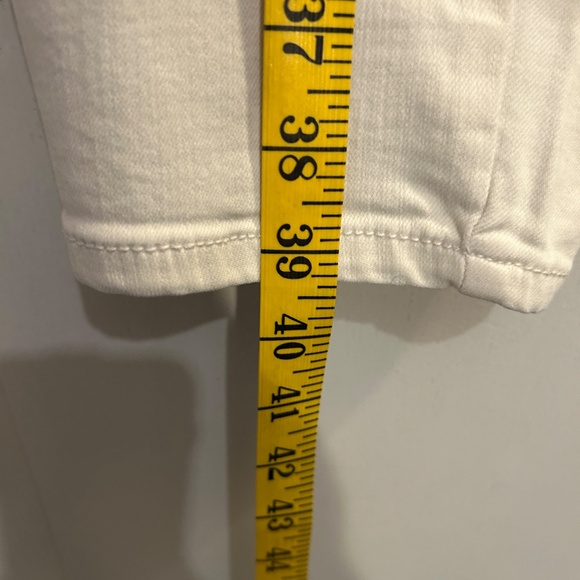 Ricki's Size 32 Ladies White, Skinny, High-rise Jeans - Picture 4 of 11